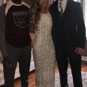 Size 0 sherry hill prom dress